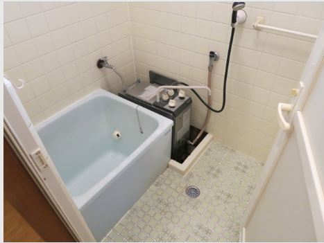 Bath. Planned changes to the hot water supply equation