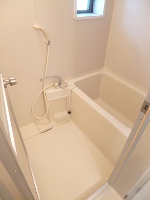 Bath. Bathroom with a window