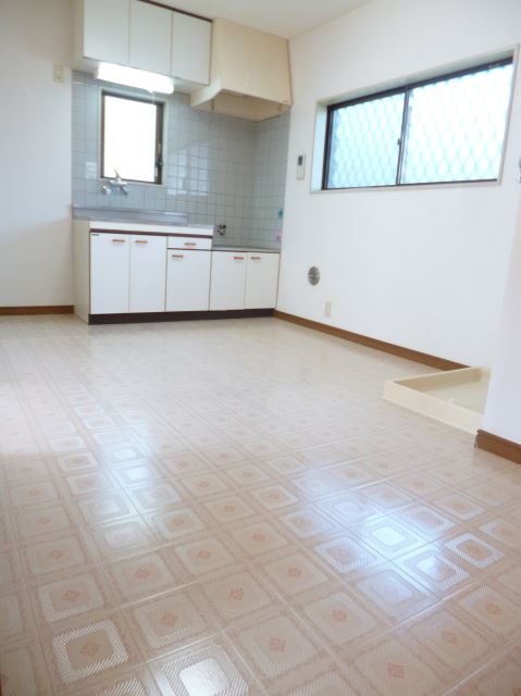 Living and room. Dining space