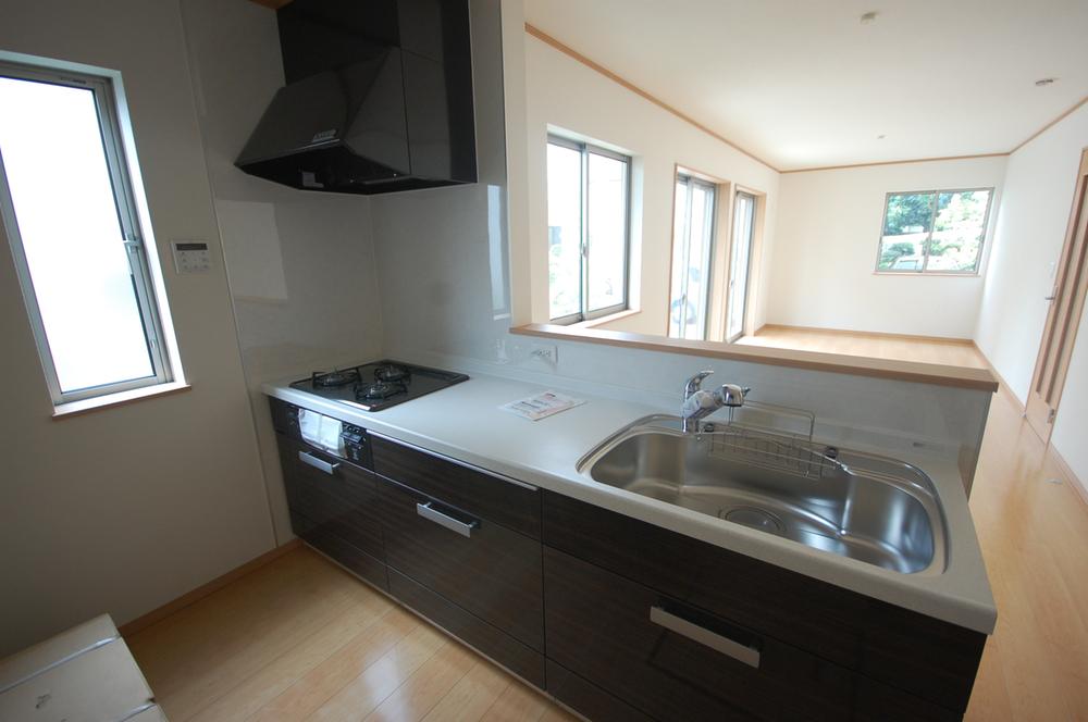 Same specifications photo (kitchen)