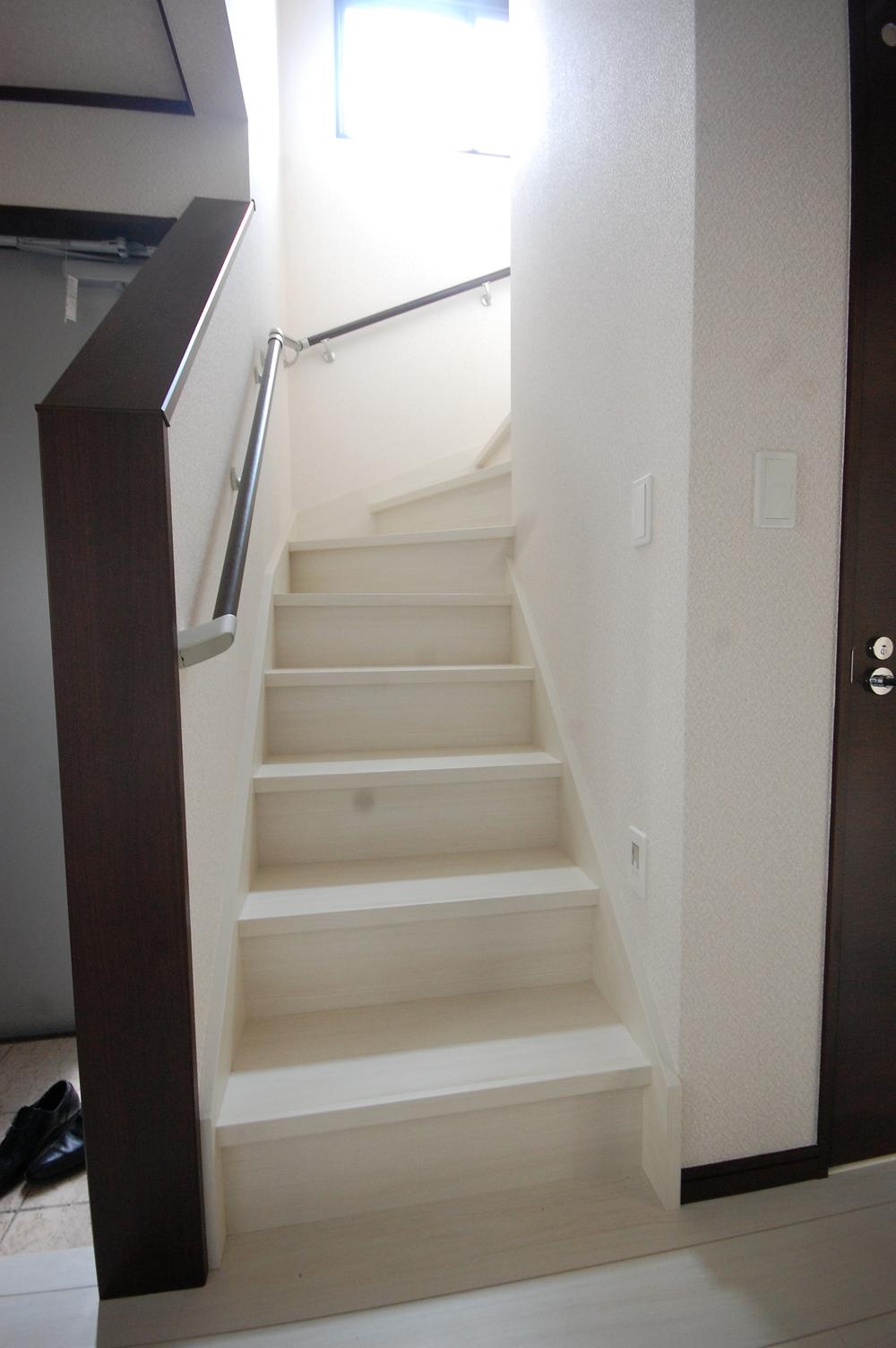 Same specifications photos (Other introspection)