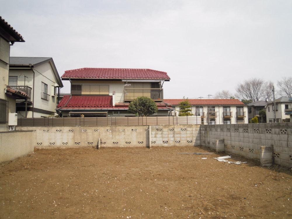Local land photo. Two-family house is also the site of the building that can be 58 pyeong, Ideal floor plan is likely to be achieved.