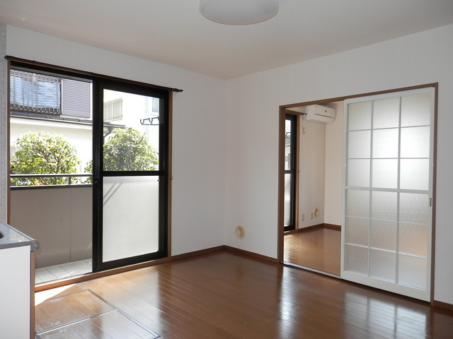 Living and room. ◆ Sunny dining kitchen ・ 6 Pledge Western-style ◆