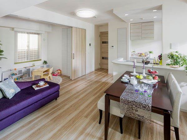 Room and equipment. living ・ dining