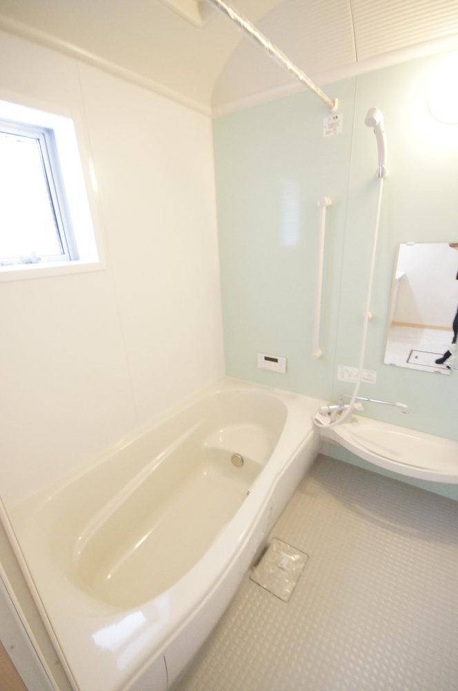 Same specifications photo (bathroom). It is an important space to heal fatigue of the day. Spacious 1 pyeong type. (Example of construction)