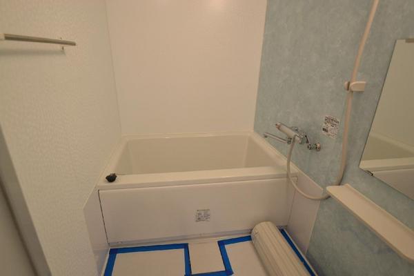 Bathroom. Room (August 2013) Shooting