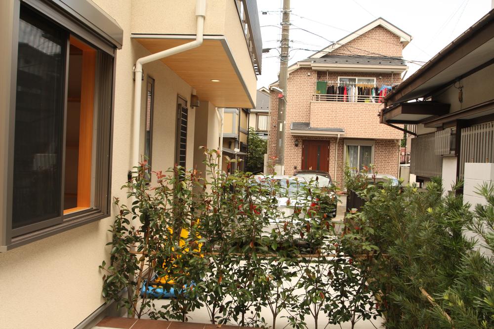 Local appearance photo. Local (10 May 2013) Shooting