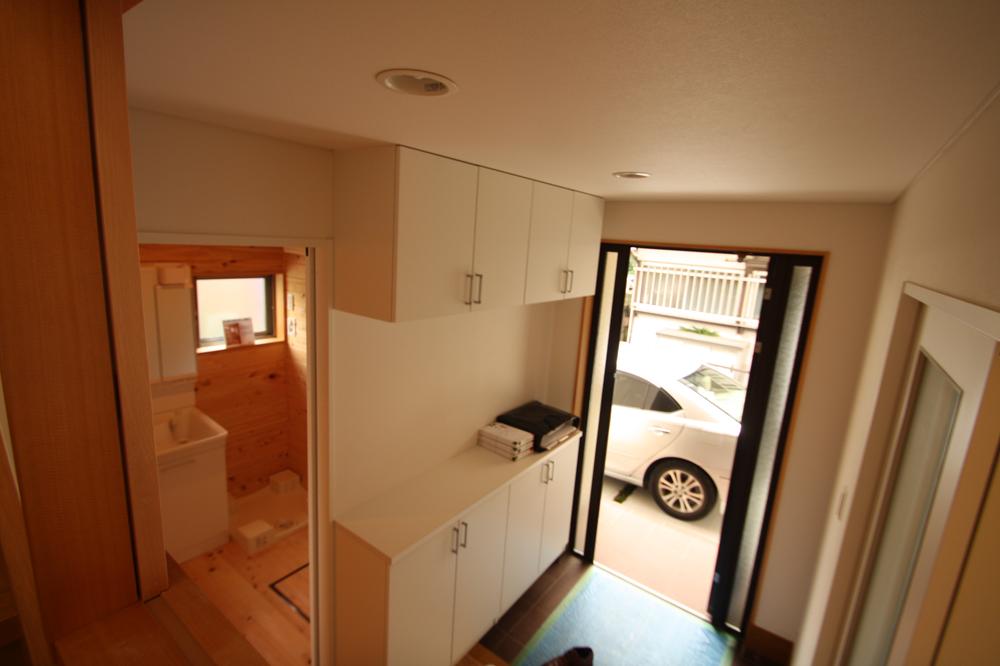 Entrance. Local (10 May 2013) Shooting