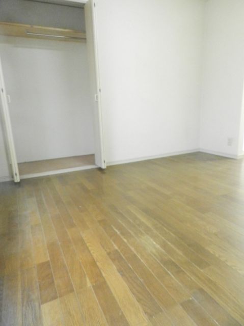 Living and room. Two-sided lighting is the room