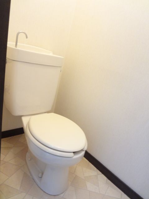 Toilet. bus, Restroom