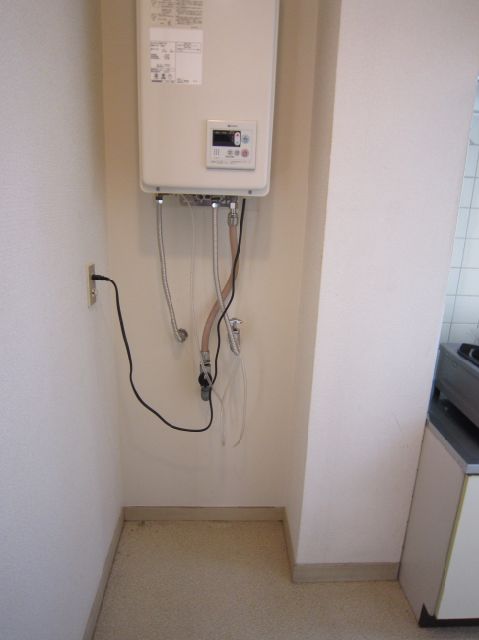 Other. Refrigerator Storage