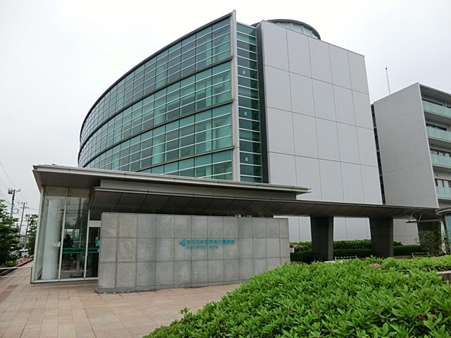 Hospital. Kyorindai 302m to the hospital