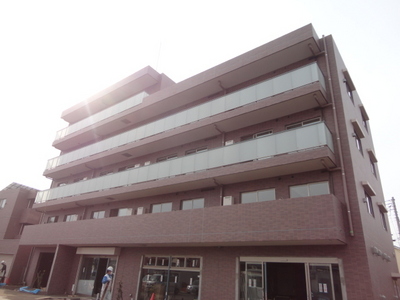 Building appearance. I'm home, Under construction