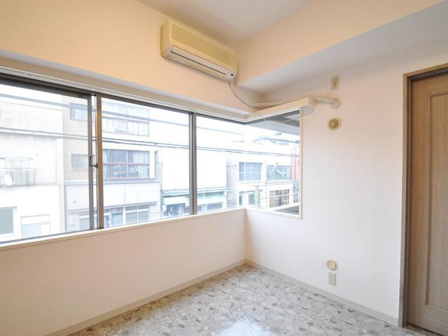 Non-living room. Mitaka City House Western-style