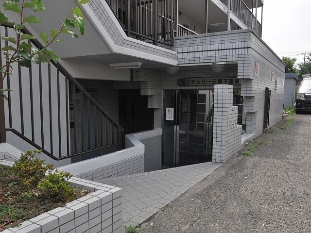 Local appearance photo. Entrance