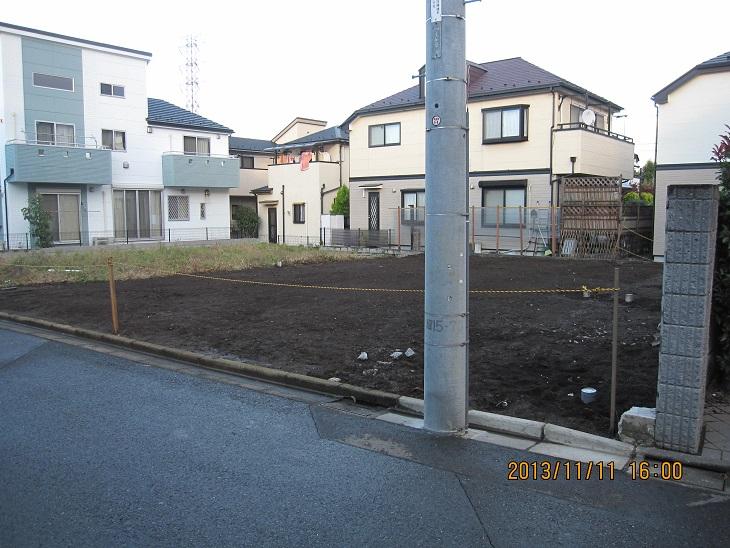 Local photos, including front road. Local (11 May 2013) Shooting