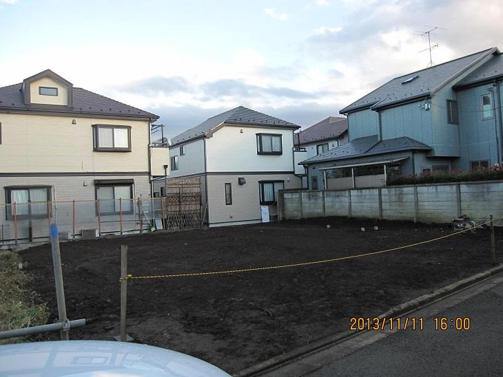 Local photos, including front road. Local (11 May 2013) Shooting