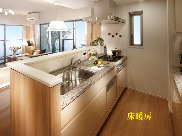 Kitchen.  [Kitchen (TES with hot water floor heating)] living ・ Rather than think of dining and the kitchen as a separate space, Designed as a space of integrated. By increasing the rise of the kitchen counter, living ・ It is not visible sink and hand from dining, It was the consideration to hide a sense of life. Also, Equipped with TES hot water floor heating in cold easy kitchen in the winter. In hot-water that dust and dirt is not Maiagara, Warm firmly from feet.  ※ Please refer to the floor plan floor heating range.