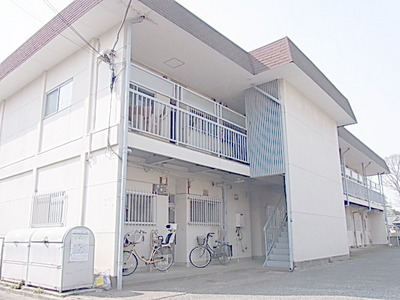 Entrance. appearance