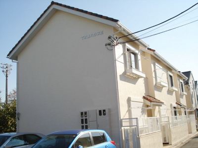 Entrance. Electric security shutters equipped