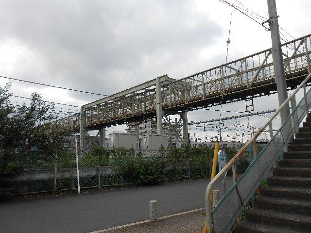 Convenience store. 220m until JR footbridge