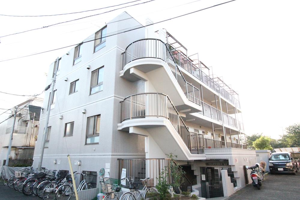 Local appearance photo