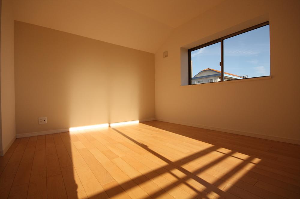 Non-living room. Indoor (12 May 2013) Shooting