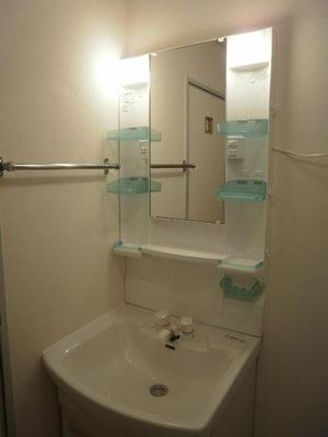 Washroom.  ◆ Independent wash basin ◆ 