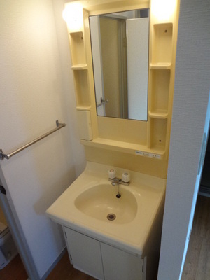 Washroom.  ◆ Independent wash basin ◆ 