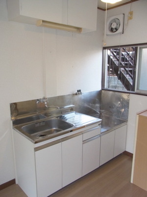 Kitchen. Gas stove installation Allowed