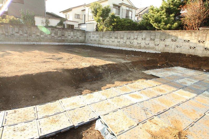 Local appearance photo. Local (10 May 2013) Shooting