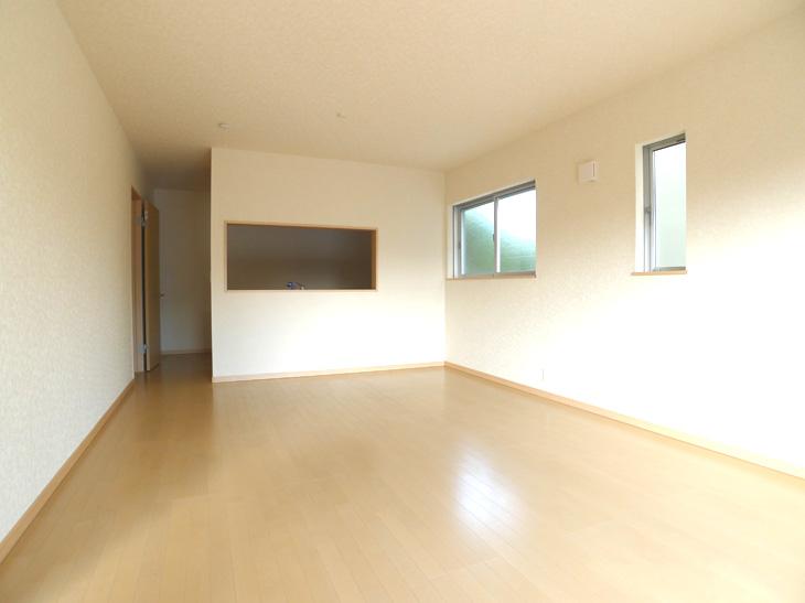 Same specifications photos (living). Living room (complete construction cases)