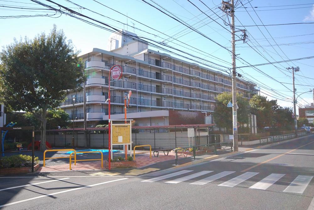 Local appearance photo. Local (12 May 2013) Shooting