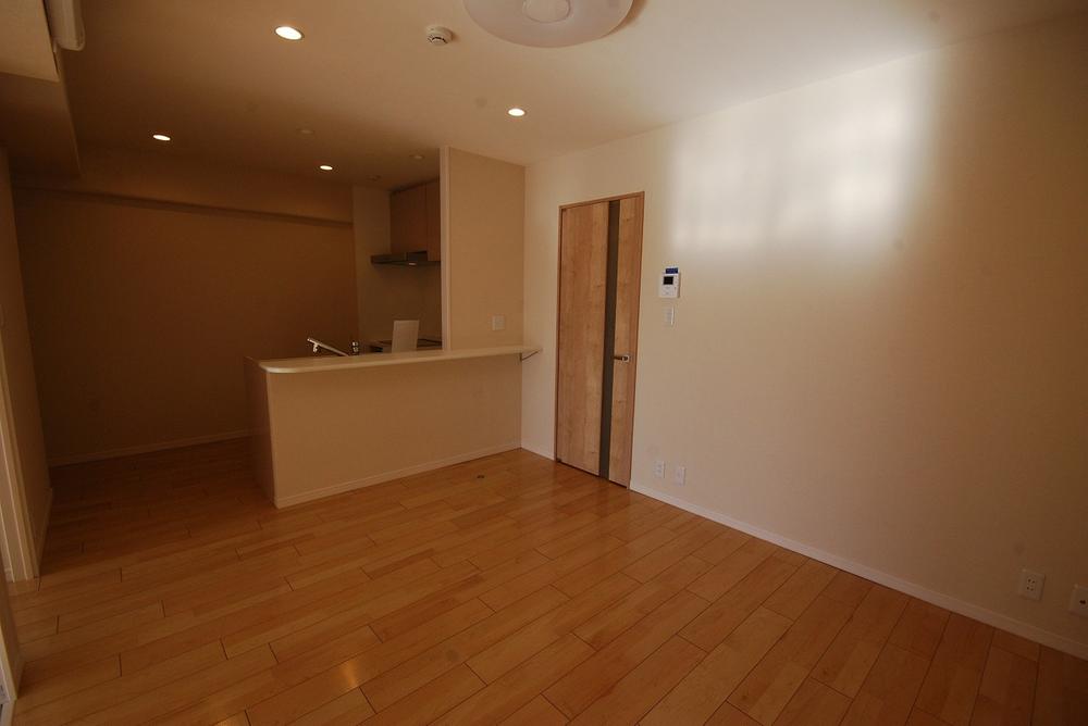 Living. Indoor (12 May 2013) Shooting