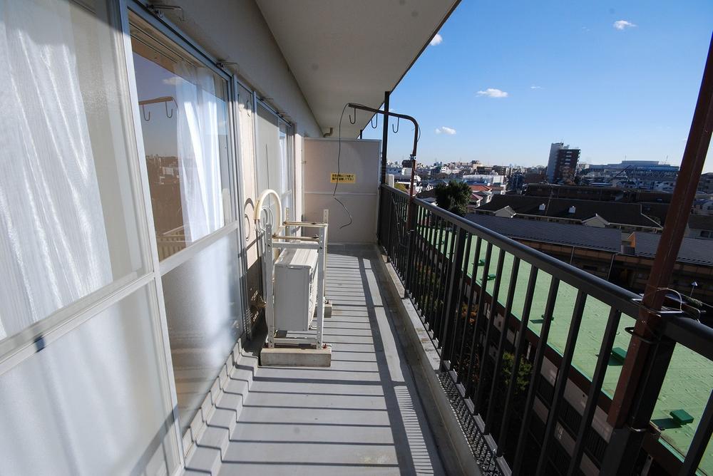 Balcony. Local (12 May 2013) Shooting