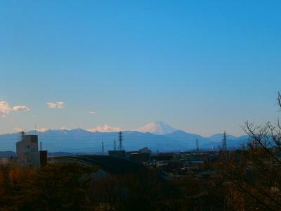 View photos from the dwelling unit. From the west Western-style