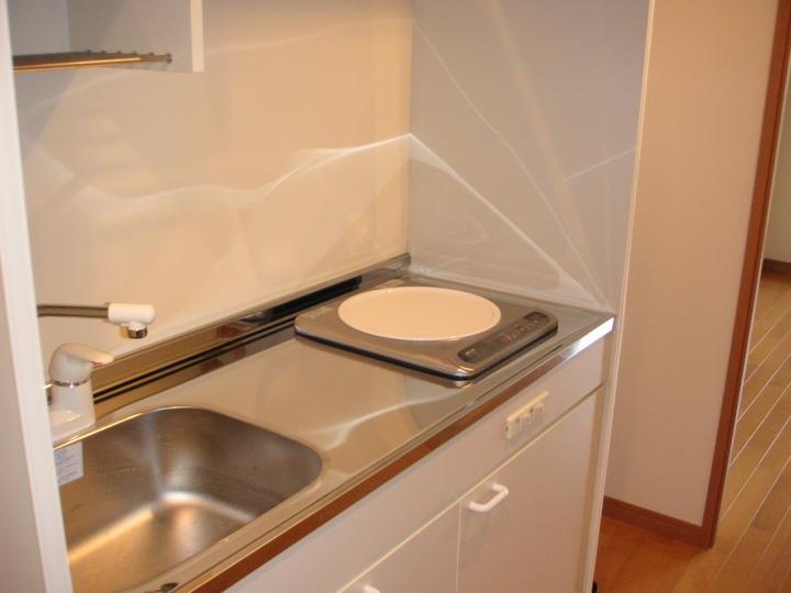 Kitchen. Rent 3000 yen down