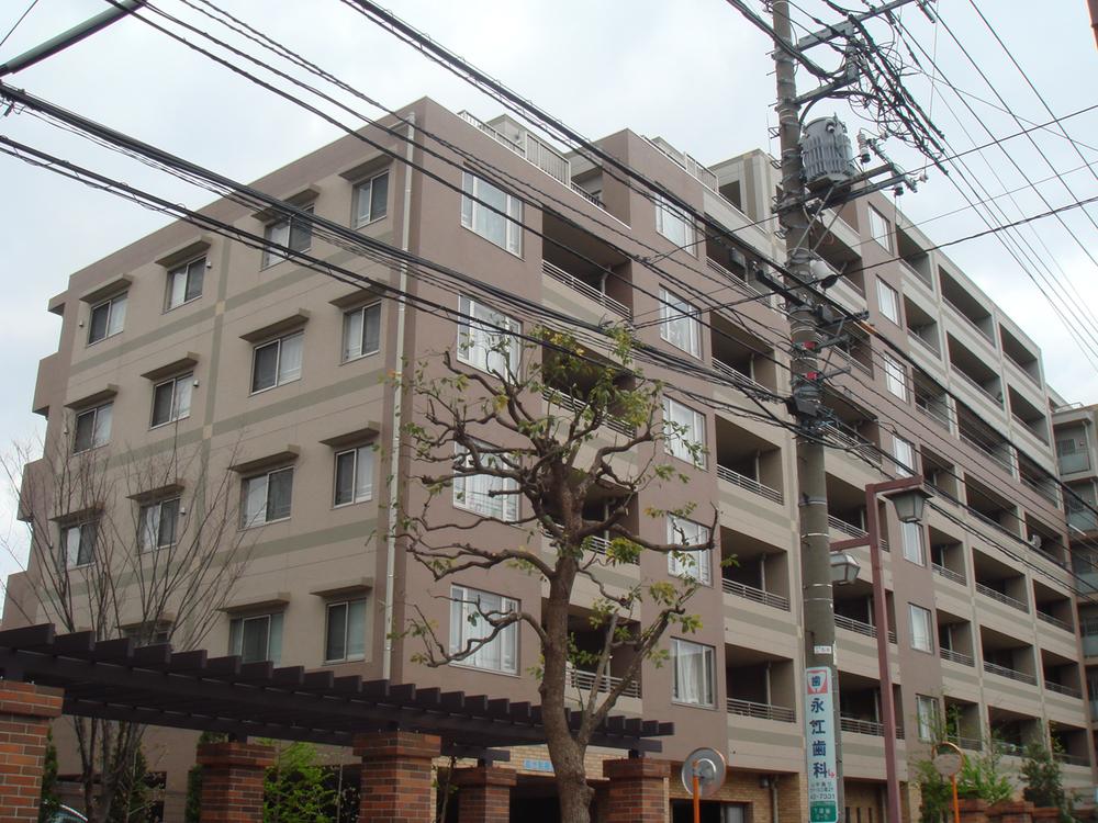 Local appearance photo