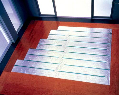 Cooling and heating ・ Air conditioning. living ・ It employs a hot-water floor heating in the dining. Without causing the wind to wind up the dust, It is possible to warm up from the feet to clean. (Reference photograph)