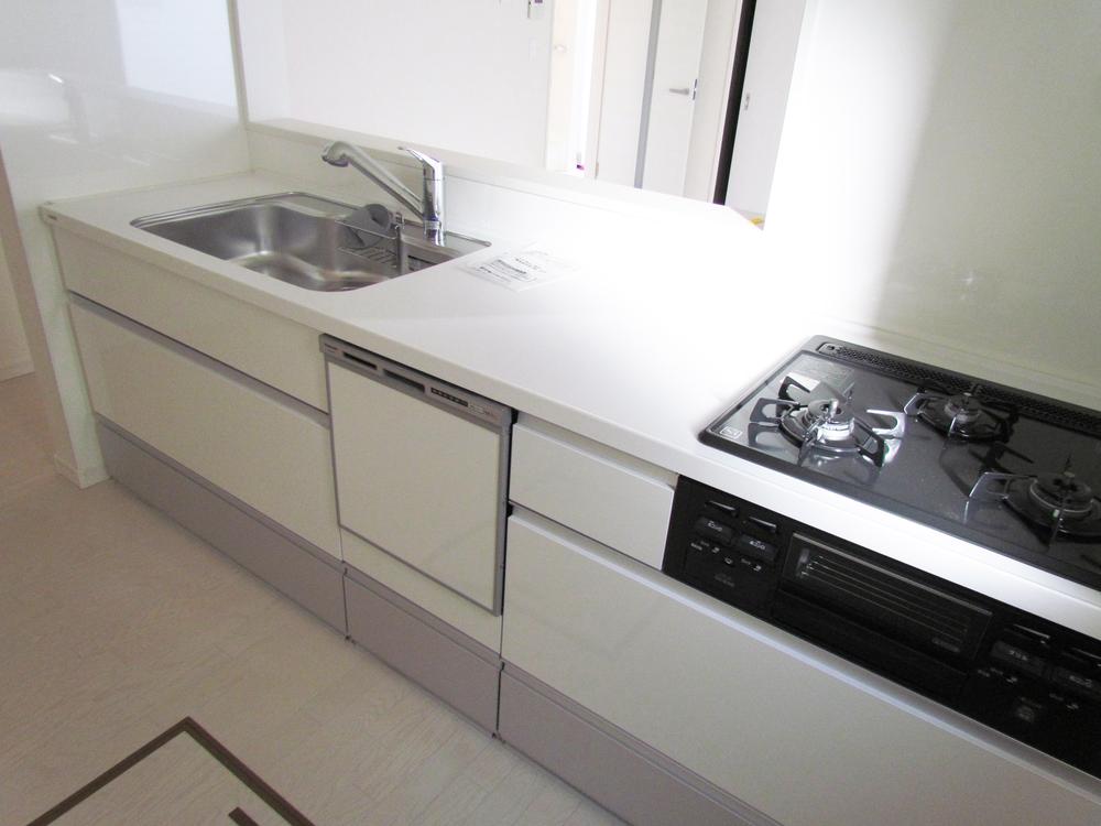 Same specifications photo (kitchen). Same specifications