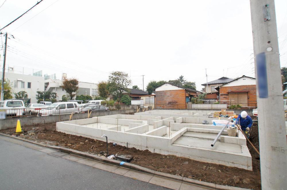 Local appearance photo. It has taken from the front. I think that the frontage is wide is able to understand your