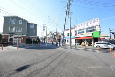 Other. 400m to the station (Other)