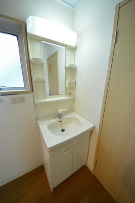 Washroom. ☆ Wash basin ☆