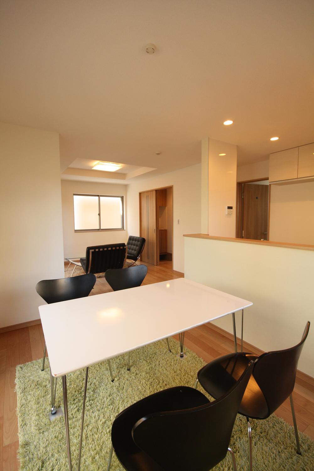 Living. Indoor (12 May 2013) Shooting