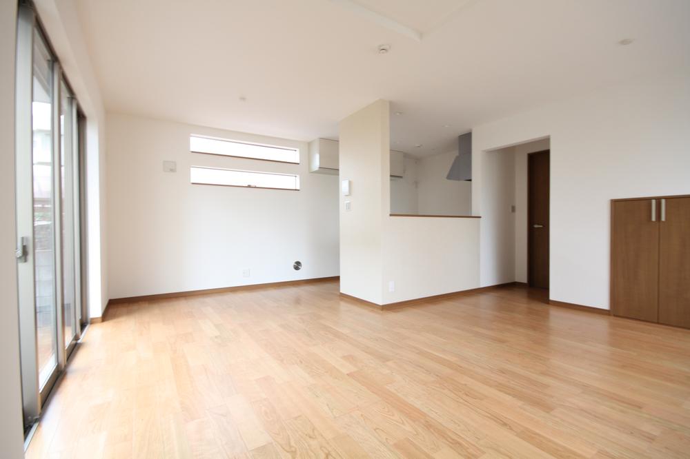 Living. Indoor (11 May 2013) Shooting