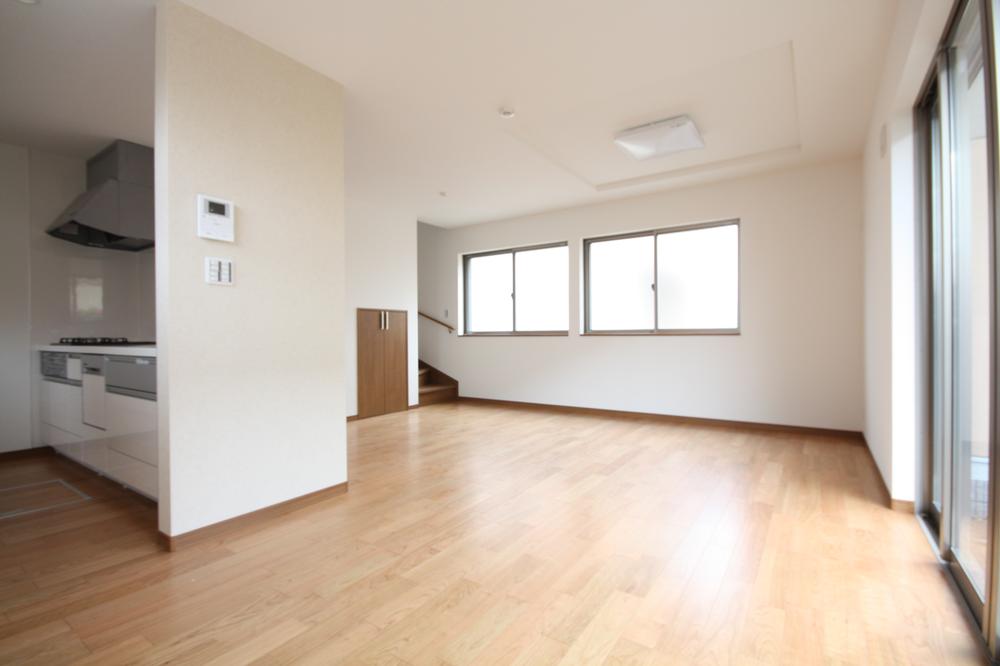 Living. Indoor (11 May 2013) Shooting