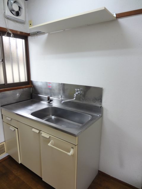 Kitchen. Gas stove is correspondence of the kitchen