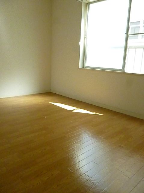 Living and room. It is the flooring of Western-style.