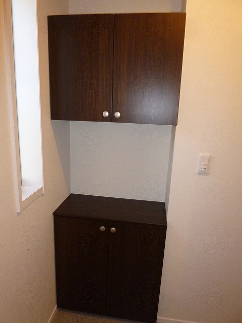 Receipt. Shoes is a box!