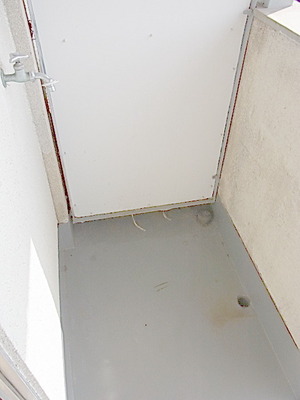 Balcony. Laundry Area